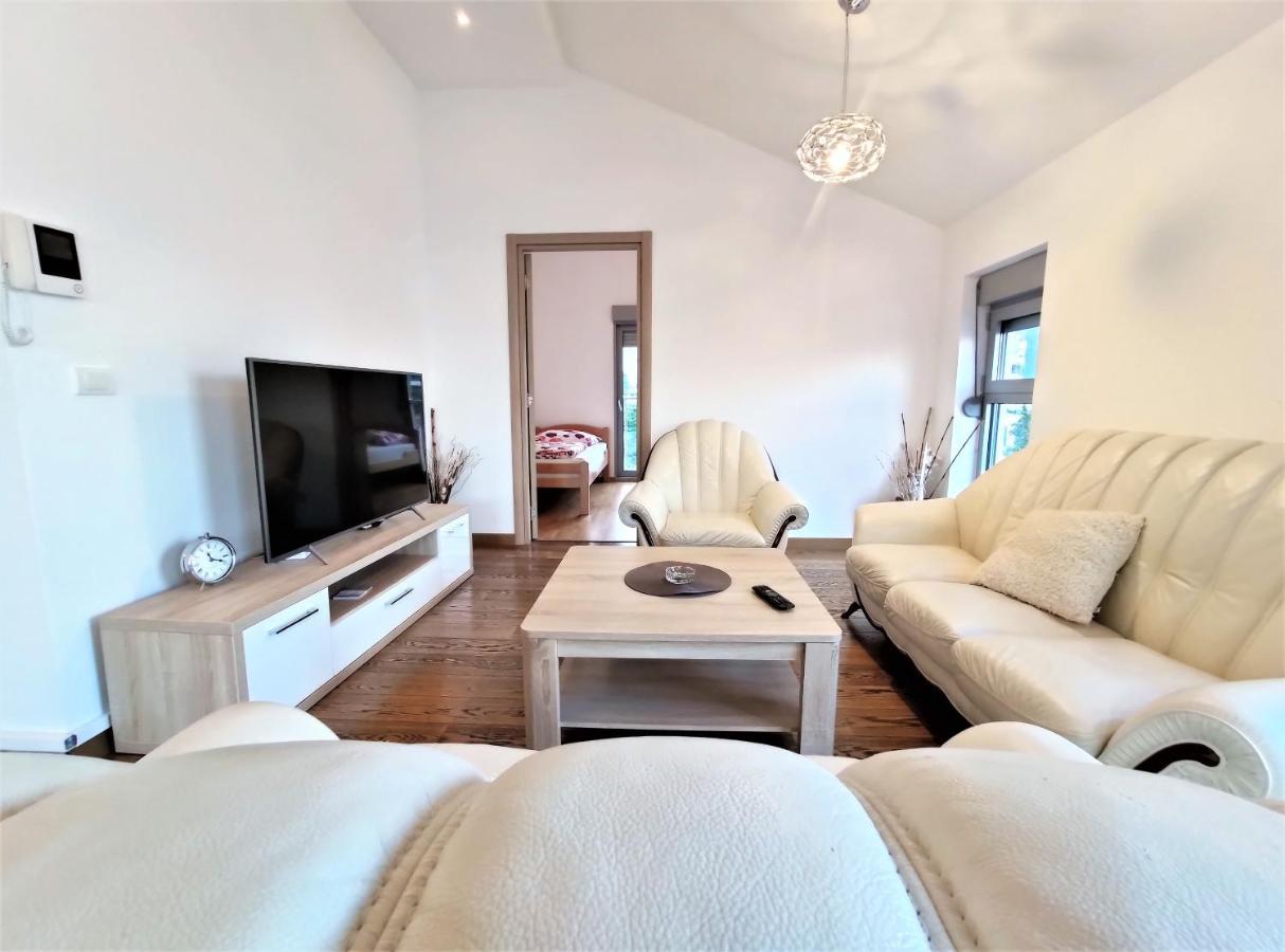 Pavlina Apartments بودفا المظهر الخارجي الصورة